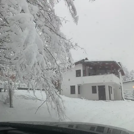 Weekend Poolhouse Sarajevo Holiday home *