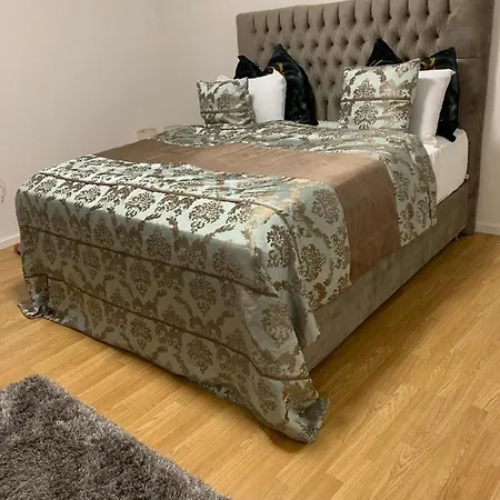 Weekend Poolhouse Sarajevo * Misevici