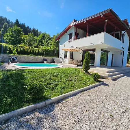 Weekend Poolhouse Sarajevo * Misevici