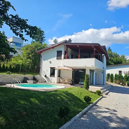 Weekend Poolhouse Sarajevo