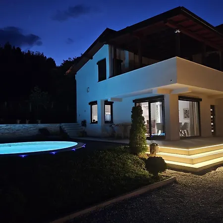 Weekend Poolhouse Sarajevo *