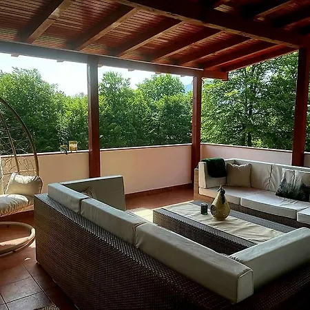 Weekend Poolhouse Sarajevo * Misevici