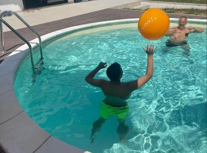 Weekend Poolhouse Sarajevo *