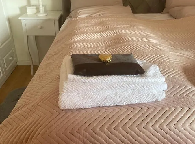 Weekend Poolhouse Sarajevo Prázdninový dům *