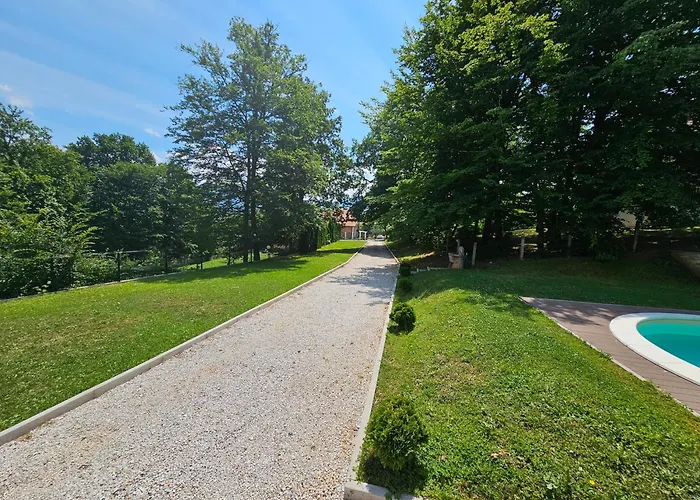 Weekend Poolhouse Sarajevo Prázdninový dům Misevici